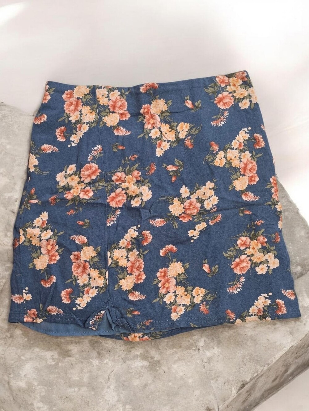 American Eagle Blue Floral Mini Skirt with Peach Blooms